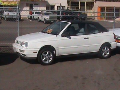 4 cyl
all power
runs great
new convertible
5 spd
4000 obo