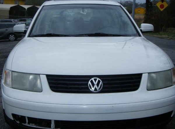 2000 Volkswagen Passat 4 Motion, white, V6, 138K, cloth interior, 4Dr, Automatic, Sunroof,Cruise Control, Alloy wheels, and more..... 

Call 678-933-6260 or 678-720-3276 to Test Drive.... 


Problems: A/C doesn't work, Driver's Window doesn't roll up, Few Scratches and Driver side front bumper with a bit damage!!!!!


*********************With Emission**********************************New Timing Belt************************* 

VIN#:WVWTH23B2YE230992

Features: 
Driver Air Bag 
Anti-Lock Brakes 
Air Conditioning 
Cruise Control 
Passenger Air Bag 
Rear Window Defroster 
Power Door Locks 
Power Mirrors 
Power Windows 
Power Steering 
Side Air Bag 
Sunroof/Moonroof 
